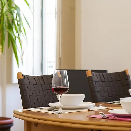 Classic Sao Bento | Rentexperience Lisboa